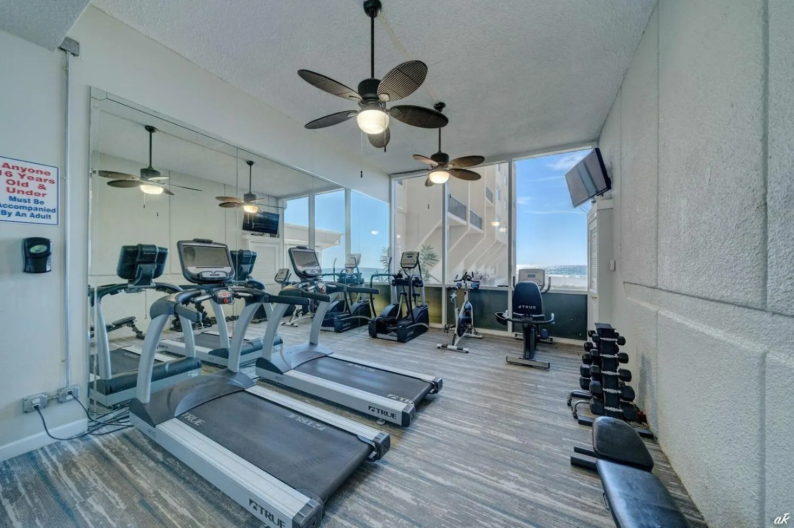 Paradise At This Two Bedroom Pinnacle Port Condo! Panama City Beach Feriehus